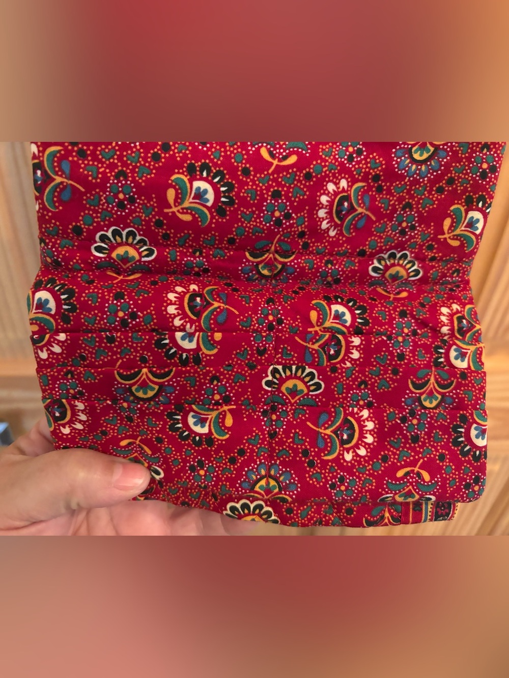 Vera Bradley Red Floral Quilted Crossbody Bag - Retired Pattern - Picture 9 of 12